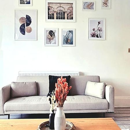 Spacious Haven With Free Parking Glasgow Extérieur photo
