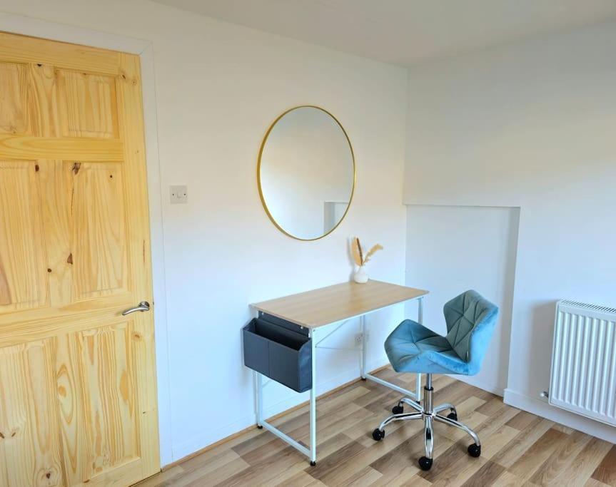Spacious Haven With Free Parking Glasgow Extérieur photo