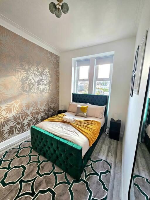 Spacious Haven With Free Parking Glasgow Extérieur photo
